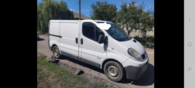 Продам renault трафик грузовой 2008г. в. турбодизель.115л. с, 6ти ступенчатая мкпп. весь в родной краске, оцинкованый кузов. оригинальный пробег 301тыс. км. машина без вложений полностью перебрана ходовая, комплект грм, топливная, сцепление и т. д.. . я владелец по тех. паспорту. волноваха цена 1070000р. +7949 55 41 700 📞 звоните: +7(949)5541700 - фотография - 2