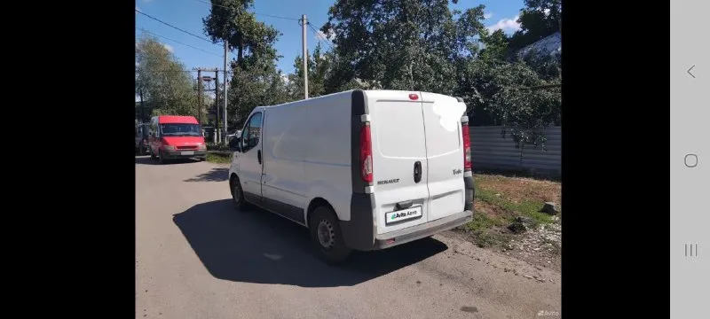 Продам renault трафик грузовой 2008г. в. турбодизель.115л. с, 6ти ступенчатая мкпп. весь в родной краске, оцинкованый кузов. оригинальный пробег 301тыс. км. машина без вложений полностью перебрана ходовая, комплект грм, топливная, сцепление и т. д.. . я владелец по тех. паспорту. волноваха цена 1070000р. +7949 55 41 700 📞 звоните: +7(949)5541700 - фотография - 4