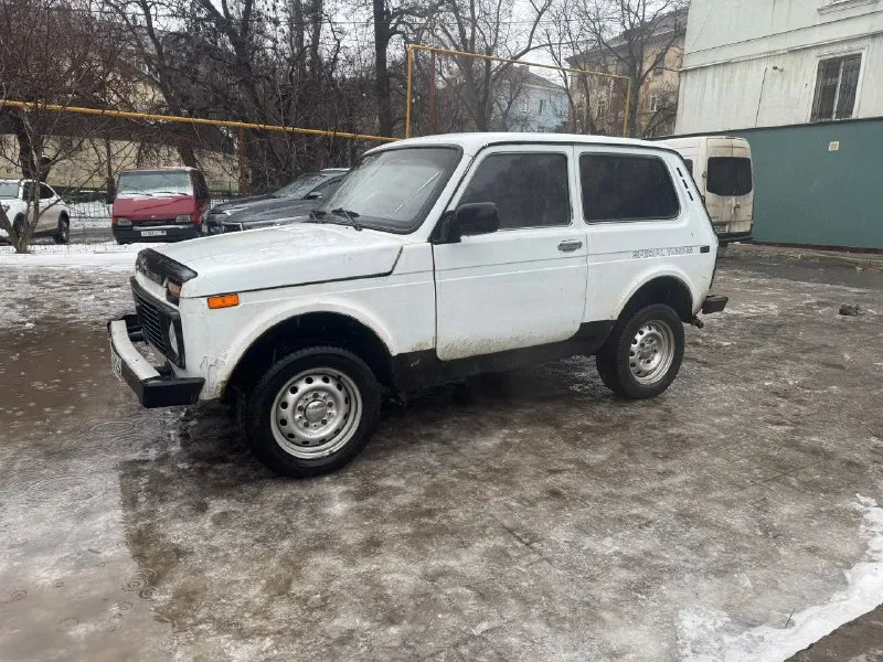 Нива 2121 тех часть на отлично сел и поехал дно ланжероны на отлично кпп раздатка все ок документы р... - фотография