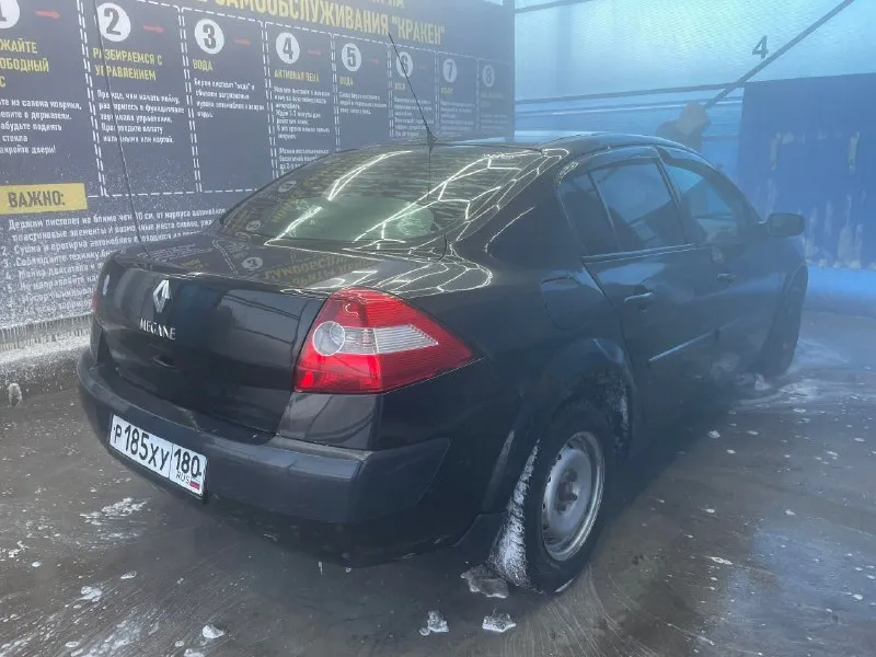 Продам renault megan отличное состояние для своих лет покупка и регистрация 2006 4 хозяина ходовая отлично плотная мягкая двигатель работает отлично кпп отлично дно пороги арки низа дверей всё целое салон чистый гур кондиционер работает 6 подушек безопасности abs эл. стеклоподьемники подогрев передних сидений эл. зеркала музыка сигнализация заводская цена 510т. ₽ +79494027602 - фотография - 6