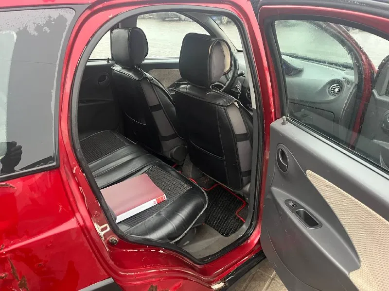 Продам чери индис 12 год комплектация кондиционер 4 стеклоподъемника гур авто на полном ходу все работает единственный минус моменты по задним крыльям видно на фото ц.179 тыс руб т. +79497136718 г. мариуполь 📲 tg: @mers542 📞 звоните: +7(949)7136718 - фотография - 6