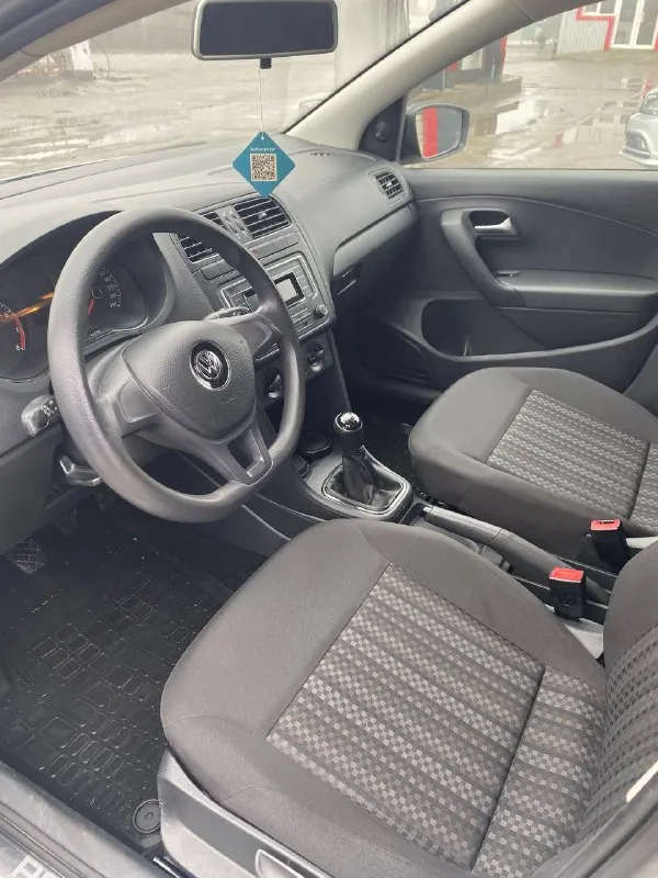 Vw polo год 2019 двигатель 1,6 коробка механика пробег 179,000 2 хозяина в такси, каршеринге не была!! цена 1,080,000₽ телефон +79490455179 +79493304990 - фотография - 5