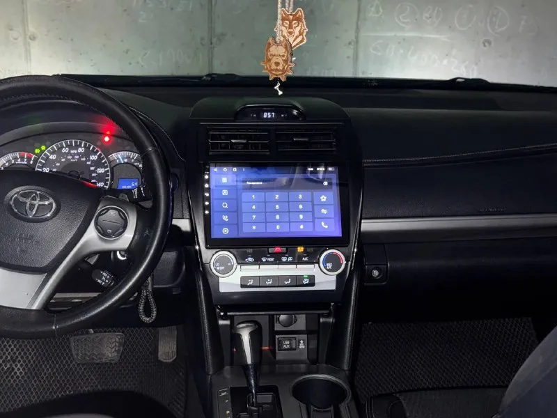 Продам toyota camry 2013 год 2.5 бензин 6-ка гидротрансформатор ходовая полностью обслуженная , коробка в отличном состояние везде расходники поменяны кузов в отличном состоянии установлены новые перфорированные тормозные доп свет 2 комплекта оригинальных дисков и шин(лето-зима) безопасность на месте вся заводская 1770000 рублей торг ☎️ +79490020220 📞 звоните: +7(949)0020220 - фотография - 6