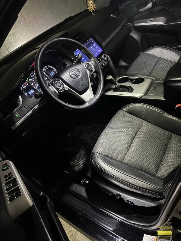 Продам toyota camry 2013 год 2.5 бензин 6-ка гидротрансформатор ходовая полностью обслуженная , коробка в отличном состояние везде расходники поменяны кузов в отличном состоянии установлены новые перфорированные тормозные доп свет 2 комплекта оригинальных дисков и шин(лето-зима) безопасность на месте вся заводская 1770000 рублей торг ☎️ +79490020220 📞 звоните: +7(949)0020220 - фотография - 8