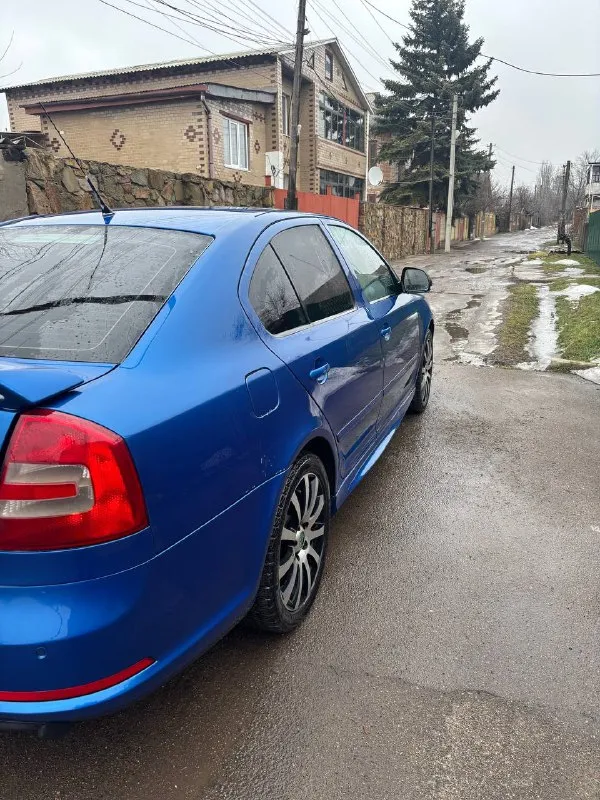 Skoda octavia a5 wrs 2.0 tsi пробег на одометре 187500 поменяны клапана на турбине n75 и n249 на оригинал полностью вся новая ходовая сзади на хороших запчастях новые передние диски и колодки поменяны гранаты( опять же все на хороших запчастях) проверяли поршневую эндоскопом, состояние на 5/5 поменяно еще много чего по мелочам новый акб есть моменты по кузову( ланжероны и тому подобное все целое!) авто с диагностической картой, переоформление без проблем! цена: 800.000руб, возможен торг звоните либо пишите в телеграм +79499808357 📞 звоните: +7(949)9808357 - фотография - 2