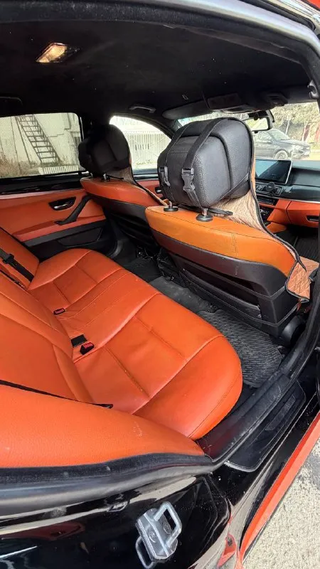 Продается бмв ф10 переодетая на м пакет, популярная машина в инстаграме без внимание вас точно не оставит, 2013 год цена 1.750🍋 реальному покупателю очень хороший торг. номер для связи 89644722223 - фотография - 7