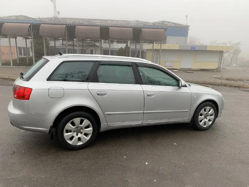 Audi a4 b7 2.0 tdi. 2007г. авто пригнали в 2011г состояние автомобиля отличное 3 хозяина все стёкла заводские и лобовое салон recaro в хорошем состоянии мотор контрактный вписан масло не есть! работает идеально пробег 236.т на этом моторе хорошая комплектация навигация музыка сабвуфер круизконтроль подогрев сидений в авто работает все! коробка без пинков выглядит как на фото г. мариуполь цена 670т +79496347909 - фотография - 6