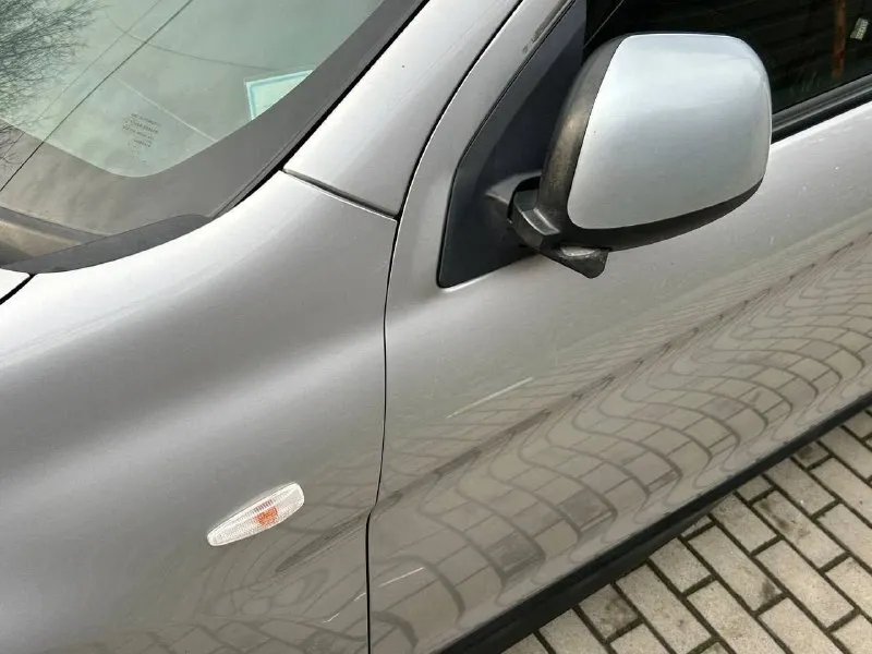 Продам mitsubishi asx рестайлинг год выпуска:2014 объём двигателя:1.6.v16 кпп механическая родной пробег:124.000 км один собственник автомобиль в родном окрасе! состояние кузова идеальное рыжиков, корозии и прочих нюансов нет все технические обслуживания проводились исключительно у официального дилера, с соблюдением всех сроков. авто в отличном состоянии как технически, так и визуально. заводское остекление. комплектация: бортовой компьютер, подогрев сидений,4 стеклоподъемника, кондиционер, электро зеркала, противотуманные фары, подогрев стекл, abs esp, aux bluetooth, полный комплект ключей и много чего прочего для комфортного вождения по документам любой вид оформления автотека кристально чистая, ✅ цена:1.120.000 г. донецк номер телефона: +7949-051-41-89 - фотография - 5