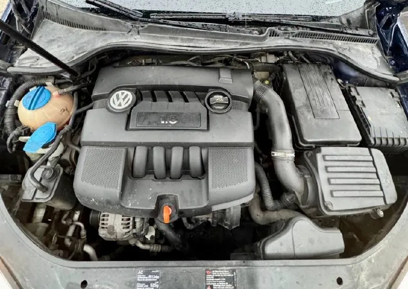 🇩🇪volkswagen jetta а5 💰цена: 700 000р 🏢город: мариуполь 📅год выпуска: 2005 🧾пробег: 162 697км. ⚙️двигатель: 1.6 ⛽топливо: бензин ⚙️кпп: механика 📞 телефон: +7-989-263-55-56 +7-949-551-91-52 +7-949-727-41-51 💾 описание: ✅ 3 владельца, птс оригинал ✅ оригинальный пробег ✅ заводская краска (пара косметических окрасов) ✅ автомобиль оснащен надежным двигателем 1.6 bse ✅ кузов и лакокрасочное покрытие без дефектов ✅ салон в отличном состоянии 🎁 два комплекта резины зима/лето. улица шевченко 269 - фотография - 7