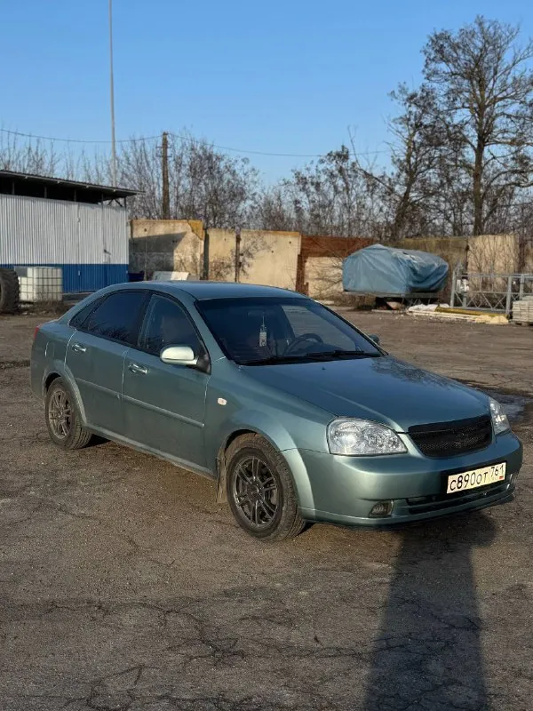 Продам лачетти 2006г. в хорошем состоянии, комфортный экономный автомобиль, гнили нет, днище и стаканы в заводском состоянии, двигатель масло не берет, установлено евро 4, сигнализация старлайн.4700000₽ +79497141740 📞 звоните: +7(949)7141740 - фотография - 2