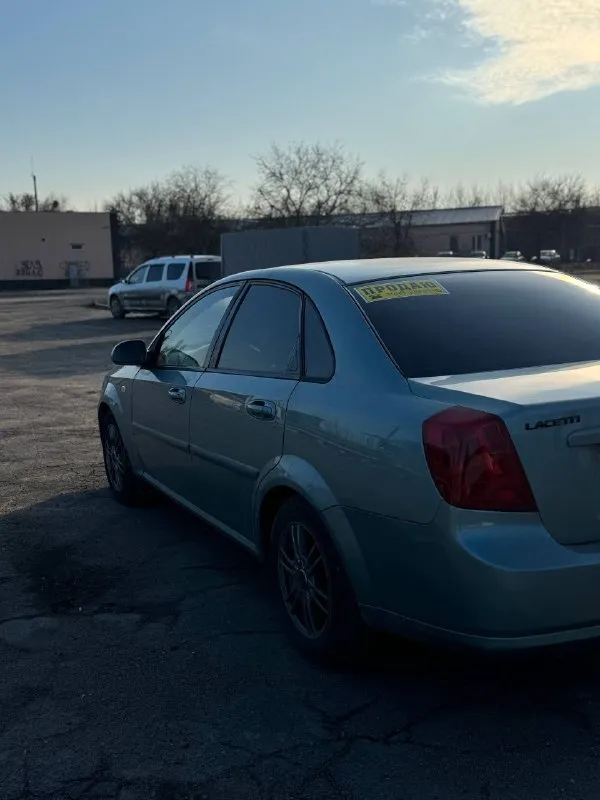 Продам лачетти 2006г. в хорошем состоянии, комфортный экономный автомобиль, гнили нет, днище и стаканы в заводском состоянии, двигатель масло не берет, установлено евро 4, сигнализация старлайн.4700000₽ +79497141740 📞 звоните: +7(949)7141740 - фотография - 5