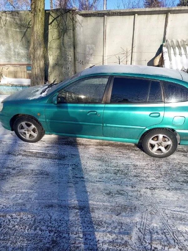 Продам киа рио 2002г, коробка автомат. Цена 330т. Р возможен торг на месте. Вопросы по телефону +79494957848 - фотография - 2