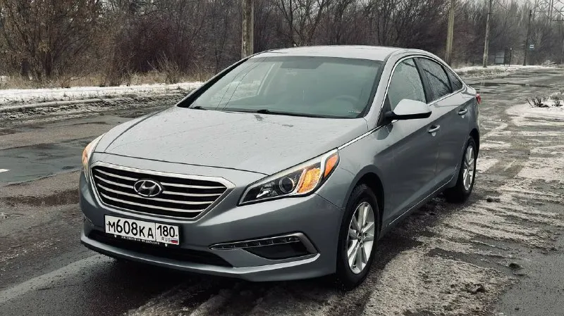 Продажа от собственника! продается пока в продаже интересующий меня автомобиль 🚀 hyundai sonata 2014 года выпуска. ✔ один хозяин по птс, все то по регламенту. чеки о проведенных работах на руках. ✔ двигатель и коробка передач работают безупречно, как часы. никаких проблем. ✔ лкп в хорошем состоянии, без скрытых повреждений и ржавчины. салон чистый, ухоженный, без потертостей и запахов. ✔ комплектация: кондиционер, обогрев боковых зеркал, мультимедиа с apple carplay/android auto, камера заднего вида, датчики давления шин. vin: 5npe24af7fh080404 · год выпуска: сентябрь 2014 года · пробег: 121 тыс миль · двигатель: 2.4 л (188 л. с.), бензин · кпп: автомат · привод: передний · цвет: серый хамелеон · цена: 1 550 000 руб. торг серьезным покупателям — осмотр на любом сто по вашему желанию. номер для связи +79493254376 ( телеграм, феникс) территориально г. донецк, днр - фотография - 2