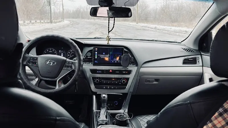 Продажа от собственника! продается пока в продаже интересующий меня автомобиль 🚀 hyundai sonata 2014 года выпуска. ✔ один хозяин по птс, все то по регламенту. чеки о проведенных работах на руках. ✔ двигатель и коробка передач работают безупречно, как часы. никаких проблем. ✔ лкп в хорошем состоянии, без скрытых повреждений и ржавчины. салон чистый, ухоженный, без потертостей и запахов. ✔ комплектация: кондиционер, обогрев боковых зеркал, мультимедиа с apple carplay/android auto, камера заднего вида, датчики давления шин. vin: 5npe24af7fh080404 · год выпуска: сентябрь 2014 года · пробег: 121 тыс миль · двигатель: 2.4 л (188 л. с.), бензин · кпп: автомат · привод: передний · цвет: серый хамелеон · цена: 1 550 000 руб. торг серьезным покупателям — осмотр на любом сто по вашему желанию. номер для связи +79493254376 ( телеграм, феникс) территориально г. донецк, днр - фотография - 6