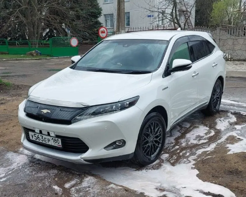 Продам toyota харриер 14г. в 2.5 гибрид полный привод цена 2.500тыс р т. +79497550601 📲 tg: васильев... - фотография