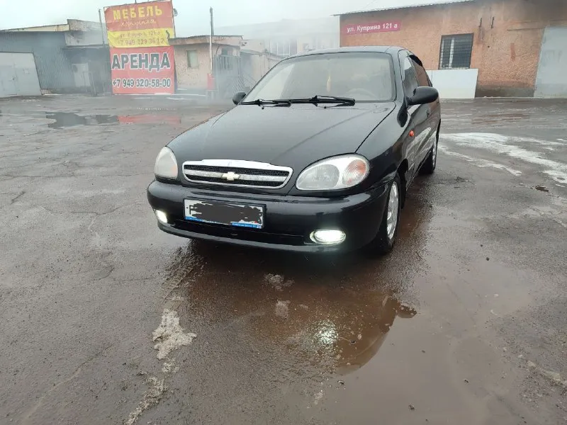 Продам chevrolet lanos 2008 года пробег 212 тысяч. автомобиль идеальном состоянии без рыжиков без коррозии днище пороги всё в идеальном состоянии, автомобиль вся обслужена по ходовой части много чего заменил новый ремень ролики масла фильтра новый аккумулятор, стоит классная зимняя резина. комплектация автомобиля кондиционер подушка безопасности гидроусилитель руля стеклоподъёмники сигнализации центральный замок противотуманки. по документам полный порядок я собственник цена 315.000 тысяч российских рублей присутствует небольшой торг осмотр город донецк +79494913209 - фотография - 2