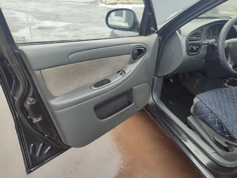 Продам chevrolet lanos 2008 года пробег 212 тысяч. автомобиль идеальном состоянии без рыжиков без коррозии днище пороги всё в идеальном состоянии, автомобиль вся обслужена по ходовой части много чего заменил новый ремень ролики масла фильтра новый аккумулятор, стоит классная зимняя резина. комплектация автомобиля кондиционер подушка безопасности гидроусилитель руля стеклоподъёмники сигнализации центральный замок противотуманки. по документам полный порядок я собственник цена 315.000 тысяч российских рублей присутствует небольшой торг осмотр город донецк +79494913209 - фотография - 7