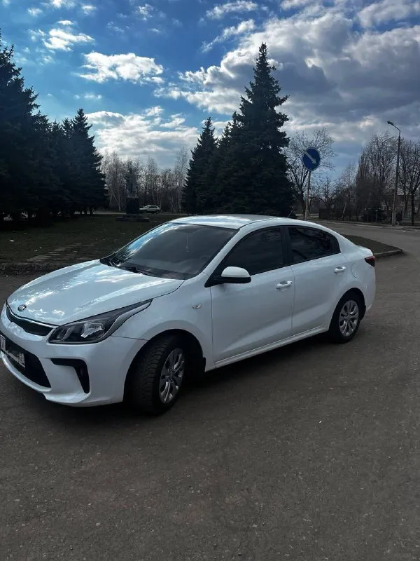 Продам kia rio 1.6 at 2018г. , собственник комплектация luxe, работает все исправно, техническое сос... - фотография