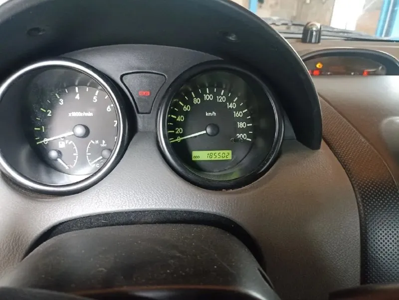 Продам chevrolet авео. кореец. 2005 год.8 клоп. пробег 185000км машина в семье с 2012 года. гаражное состояние, не гнилая. два владельца. . горловка. 400000₽ торг! +79493285643 📞 звоните: +7(949)3285643 - фотография - 7