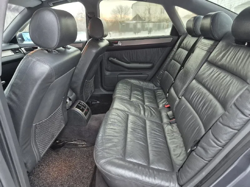 +79595236259 г. луганск, цена: 450 тыс. руб audi а6 1998 год, объём 2.4, механика, стоит пропан зарегистрирован, мотор масло не берёт, не дымит, не троит, коробка переключает идеально, ходовая вся обслужена, едет без посторонних шумов, масла в коробке заменил, по технической части авто без вложений, сел и поехал, 2 комплекта резины, все функции работают в штатном режиме, авто соответствует своему возрасту 29 лет, по кузову есть пару моментов не критично, по автотеке зелёная 1 хозяин ! 📞 звоните: +7(959)5236259 - фотография - 9