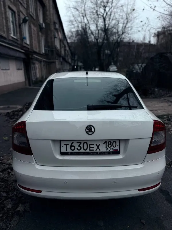 Пока есть интересующий меня авто, продаю свой октавия а5 1,8 tsi на акпп aisin вложений никаких не требует техничка в идеале, ни на чем не экономил, все сделано турбина сухая дует как надо, тнвд с генератором на днях поменяны, течей никаких нет, расхода масла нет форсунки чистились под высоким давлением коробку обслужил, все отлично, ни затупок, ни пинков, все четко по машине ни одной ошибки, кроме лампочек туманок комплектация предмаксималка, адаптивные фары, подогревы сидений, заднего дивана, мультируль, климат-контроль, круиз-контроль, много чего, весь жир в данный момент стоят биледы с адаптацией, только сделал, но есть другие оригинальные фары, в сток виде много чего могу рассказать по машине родной пробег 217к 1.1, хорошим людям хороший торг +79787051015 - фотография - 2