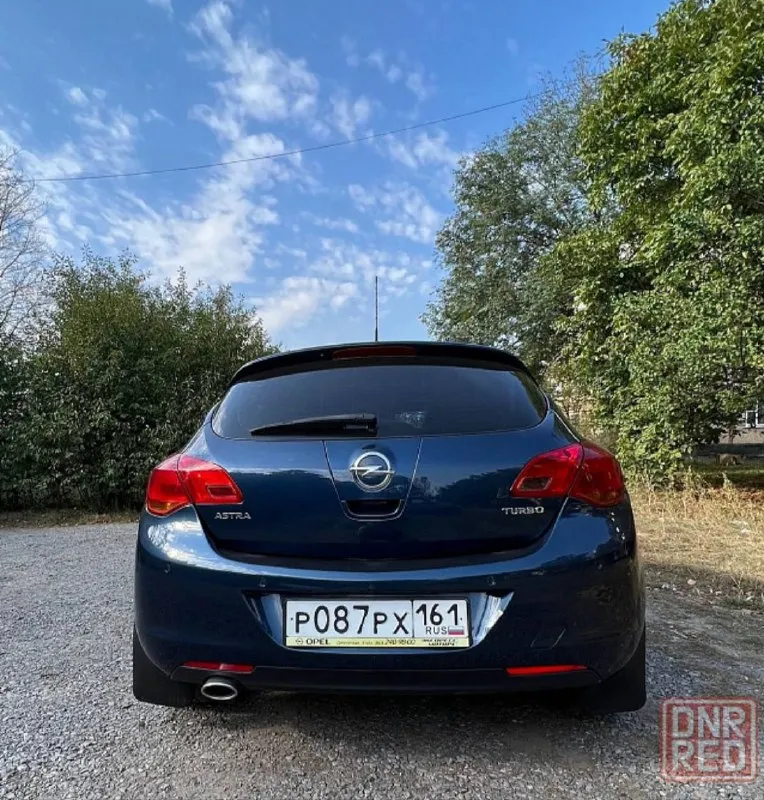 Продам opel астра j 2011 года в хорошем состоянии. пробег реальный не скрученный на 100%. машиной владею 2.5 года и за это время по машине много чего сделано для себя. двигатель и коробка в отличном состоянии. турбина после капитального ремонта, новый генератор. хорошая комплектация, двухтонный климат контроль, круиз контроль, хорошая мультимедиа типа тесла, камера заднего вида, есть парктроник но не работает, электро люк, 4 стеклоподъёмника. по кузову есть жизненные недоимки но не критично. цена 800000 торг. продажа в связи с покупкой нового авто. тел. +79493295321 📲 tg: алексей владиславович 📞 +7(949)3295321 📲 tg: @da83robot 📞 +7(949)3295321 📲 tg: @da83robot 📞 звоните: +7(949)3295321 - фотография - 5