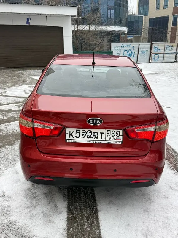 Продам kia rio 1.6 at 2012 года в донецке. Максимальная комплектация
Делать по машине ничего не нужно, от слова совсем
— Пробег 129.000тыс. Км оригинальный любые проверки
— Все заводские герметики на месте
— Все стекла заводские, включая лобовое без трещин
—Регулярное то
— Сервисная книжка со всеми отметками и печатями, история пробега
— Птс 2 хозяина, два ключа.
— Зимняя резина новая, летняя в подарок
—Машина в отличном состоянии как внешне, так и технически.
✔️Климат контроль
✔️Подогрев сидений
✔️Обогрев руля
✔️Обогрев зоны дворников
✔️Парктроник задний
✔️Aux, usb, mp3
✔️Электро зеркала
—Двигатель работает отлично
Масло в двигателе свежее, и все фильтра, тянет на отлично, масло не расходует, не дымит и не троит.
— Без пинков, замена масла в коробке на 90 000 тыс км.
Ходовая часть в полном порядке, ничего не стучит, не гремит. Тормозная система обслужена
— Салон в отличном состоянии, ничего не затерто, все работает, все включается.
— За машиной очень хорошо следили
📞 Звоните: +7(949)3175279 - фотография - 6