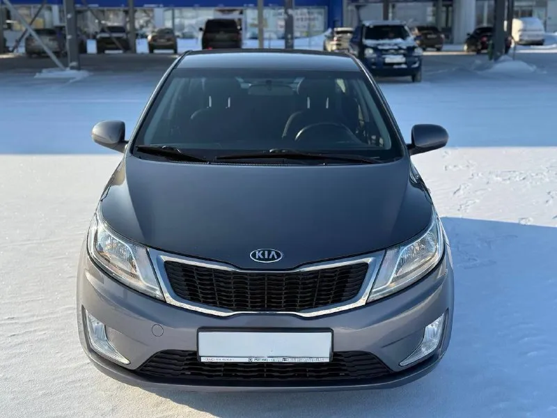 Продам
Кia rio 1.6 ат 2014,модельный ряд 2015.
По факту 1 собственник.
51000 Подтвержденный пробег. Полностью в родной краске!очень хорошее состояние салона. Все то проводились по регламенту, сейчас делать ничего не нужно. Техосмотр пройден недавно. Хорошая новая зимняя резина. Практически максимальная комплектация: сигнализация stariine с автозапуском, 3 ключа, гур, 4 эсп, электрорегулировка зеркал, кондиционер, подогрев сидений, руля, лобового, передние и задние дисковые тормоза, мощный 1,6 мотор, автомат!расход топлива 8.8/5.2 , функция eco режим. Надежный качественный автомобиль, который прослужит вам долгие годы! Гаражное хранение!по мелочи есть притертости. Реальному покупателю торг. Автоподбор, любые проверки без проблем.
Честный хозяйский автомобиль.
Могу присутствовать при переоформлением в мрэо.
Место осмотра донецк центр, +79493578224 - фотография - 4