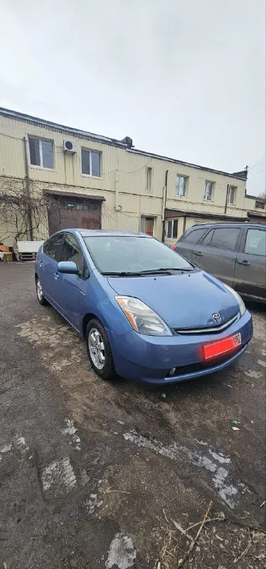 Продаётся toyota prius 2008 г. в. пробег 250 тыс км. климат контроль, камера заднего вида, безключевой доступ, зеркало с авто затемнением, музыка jbl и т. д. американка. 2 комплекта резины. учёт 180 регион. vin jtdkb20u687752953. по косметике: вмятина на капоте, по крыше полез лак. цена: 750000 руб. находится в донецке. +79493323676 📲 tg: павел 📞 звоните: +7(949)3323676 - фотография - 2