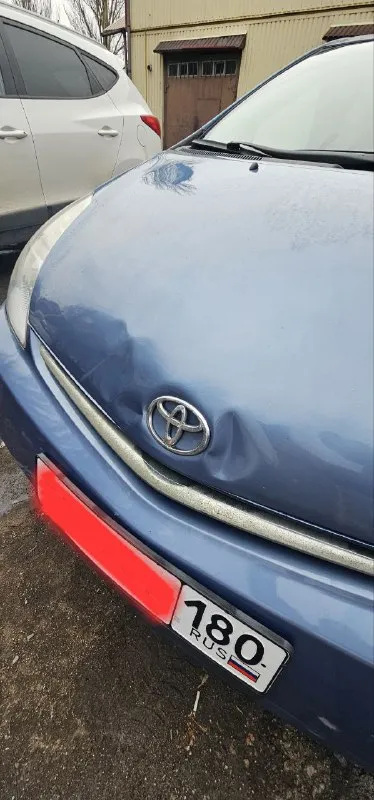 Продаётся toyota prius 2008 г. в. пробег 250 тыс км. климат контроль, камера заднего вида, безключевой доступ, зеркало с авто затемнением, музыка jbl и т. д. американка. 2 комплекта резины. учёт 180 регион. vin jtdkb20u687752953. по косметике: вмятина на капоте, по крыше полез лак. цена: 750000 руб. находится в донецке. +79493323676 📲 tg: павел 📞 звоните: +7(949)3323676 - фотография - 8