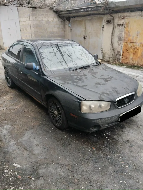 Продам hyundai элантра 2001г. 2.0л. р. ф. учет из документ птс стс движок коробка работают хорошо из минусов нужно менять сальник на колленвале сильно течет масло все остальные вопросы по телефону +79495322462 цена 100.000р. торг на месте 📞 звоните: +7(949)5322462 - фотография - 1