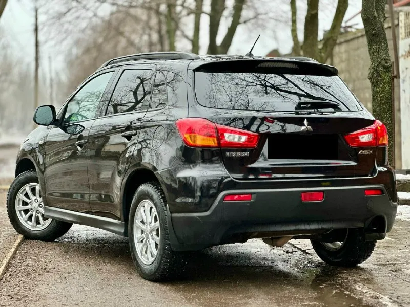 Mitsubishi asx год 2012 пробег 195.000 цена 1.150.000₽ коробка автомат мотор 1.8 бензин авто в достойном состоянии без каких либо вложений комплектация мульти руль под рулевые лепестки круиз-контроль кондиционер регулировка зеркал подогрев зеркал подогрев сидений электропакет r’16 на литье мотор тянет хорошо масла фильтра заменены коробка переключает в штатном режиме ходовая в идеале пороги дно в идеале авто без дтп и подводных камней езжу каждый день с удовольствием отвечу на все ваши вопросы по телефону осмотр г. донецк цена 1.150.000 +79494660728 📞 звоните: +7(949)4660728 - фотография - 3