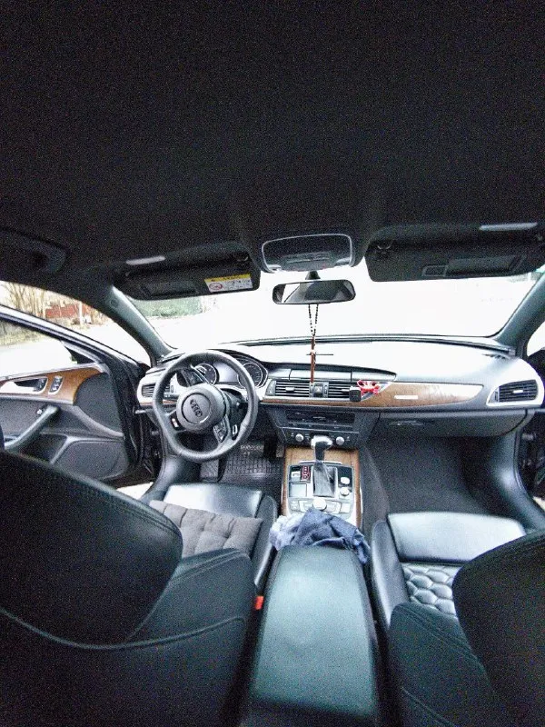 Продаю audi a6 3.0 tfsi 333 л. с. quattro s line 2013 г. в. цвет — шикарный чёрный металлик пробег — 204 тыс. км состояние отличное для своего возраста, ухоженная, обслуживалась в хорошем сервисе. основные плюсы машины👇 ✔️полный привод quattro ✔️агрессивный обвес s line ✔️черные 19–20" (с красными суппортами — смотрятся огонь) ✔️коробка s tronic (dsg 7-ступ. робот) / multitronic ✔️кузов без дтп лкп живое, без сильных сколов и царапин ✔️led или ксенон + дневные ходовые огни ✔️кожаный салон (скорее всего черный + алькантара или комби) ✔️мультимедиа mmi с навигацией, bluetooth, aux/usb ✔️климат-контроль 3-зонный подогревы всего — сиденья, руль, зеркала, лобового в зоне покоя щёток ✔️куча мелких приятностей: дистанционный запуск, парктроники 💲цена: 1 650 000 торг уместен при осмотре. 🔍местоположение: тельманово 🔢контакты: +79490894809 машина реально красивая, едет шикарно, выглядит дороже своей цены. ждёт хорошего хозяина! 🚗 📞 звоните: +7(949)0894809 - фотография - 4