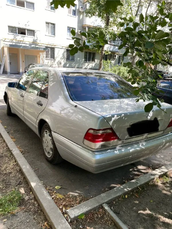 Продам mercedes w140s420 двигатель v8 4.2 бензин кузов после капремонта (полный перекрас, антикор) машина каждый день на ходу. полное переоформление. вопросы в л. с либо по телефону. +79497124200 800000. продажа от собственника. возможен обмен на авто с 📲 tg: георгий 📞 звоните: +7(949)7124200 - фотография - 3