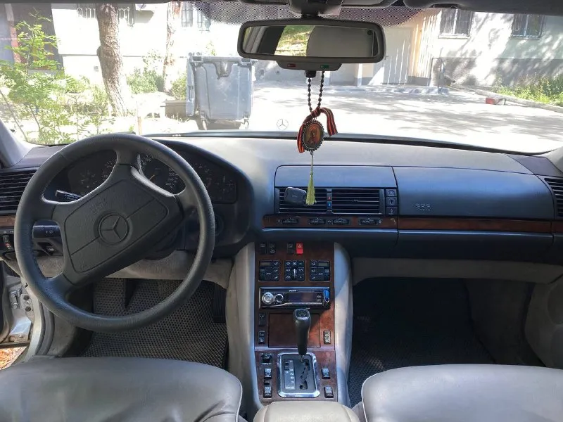 Продам mercedes w140s420 двигатель v8 4.2 бензин кузов после капремонта (полный перекрас, антикор) машина каждый день на ходу. полное переоформление. вопросы в л. с либо по телефону. +79497124200 800000. продажа от собственника. возможен обмен на авто с 📲 tg: георгий 📞 звоните: +7(949)7124200 - фотография - 7