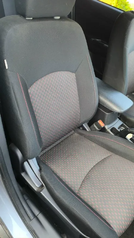 Продам или обменяю с вашей доплатой. мицубиси аутлендер спорт 2019 г. в. двигатель 2 л/ 150 л. с. ( атмосферник), кпп - вариатор. пробег 67000 км(не миль) езжу каждый день. авто пригонял для себя в 2020 году. я единственный владелец. замена масла каждые 8 тысяч км(тотал 0w20). поменял свечи, тормозные колодки вкруг. русифицирована. всё, что нужно для комфортной езды, всё есть( климат, круиз, подключаемый полный привод, камера заднего вида, датчики давления в шинах). авто из канады. вин на последнем фото. есть нюансы ( абсолютно не критично, отсюда и цена). цена 1630000. машина в донецке ( текстильщик). +79493788541 📞 звоните: +7(949)3788541 - фотография - 4