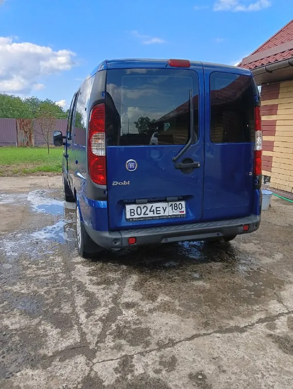 Продам фиат добло 1.4 бензин, стоит газ евро 4! 2008 год машина на полном боевом ходу! ходовая перебрана, стоят новые шаровые, наконечники, ступечные подшипники, рычаги, был заменено ремень грм 3000 назад, помпа, ролик! пробег 280! документы в полном порядке! цена 530т. р тел: +79493101022 📞 звоните: +7(949)3101022 - фотография - 2