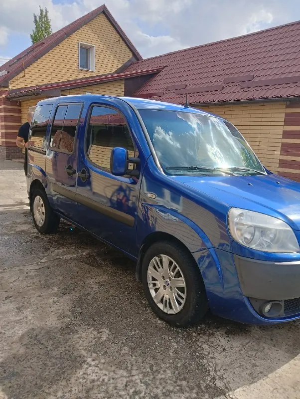 Продам фиат добло 1.4 бензин, стоит газ евро 4! 2008 год машина на полном боевом ходу! ходовая перебрана, стоят новые шаровые, наконечники, ступечные подшипники, рычаги, был заменено ремень грм 3000 назад, помпа, ролик! пробег 280! документы в полном порядке! цена 530т. р тел: +79493101022 📞 звоните: +7(949)3101022 - фотография - 3