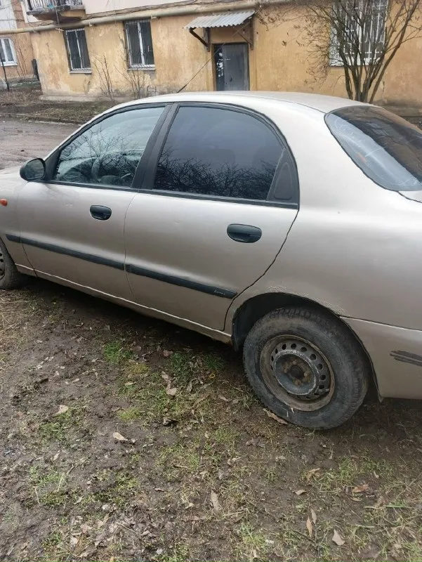 Ланос 2004г 1.5л. ...70тыс. .. на газу на ходу под разбор +7 949 353-27-64 +7 949 978-72-86 📞 звоните: +7(949)3532764 - фотография - 4