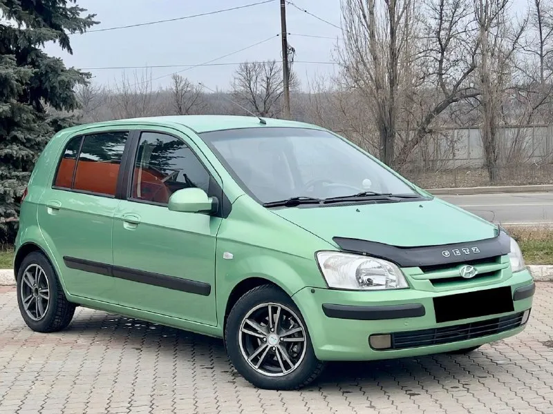 Донецк! продам hyundai gets 2004 г/в объем 1.4 кпп чистый автомат в отличном состоянии как внешне так и технически без каких либо вложений! двигатель шепчет коробка на отлично салон в идеальном состоянии кузов как на фото без ржавчины царапин и всяких дефектов максимальная комплектация кондиционер (обслужен ) четыре стеклоподъемника электро зеркала гидро усилитель руля и т. д тех осмотр на руках цена 490.000 тыс рублей возможен обмен тел +79497424524 📞 звоните: +7(949)7424524 - фотография - 2