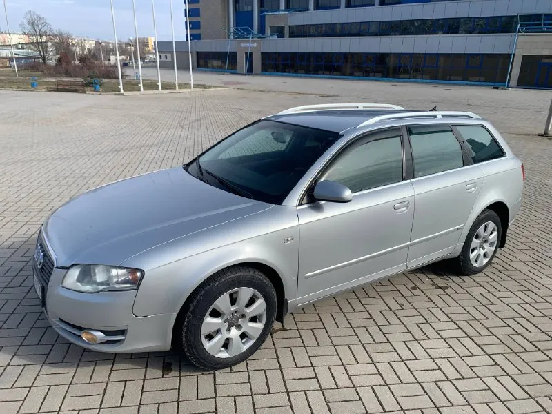 Audi a4 b7 2.0 tdi. 2007г. авто пригнали в 2011г состояние автомобиля отличное 3 хозяина все стёкла заводские и лобовое салон recaro в хорошем состоянии мотор контрактный вписан масло не есть! работает идеально пробег 236.т на этом моторе хорошая комплектация навигация музыка сабвуфер круизконтроль подогрев сидений в авто работает все! коробка без пинков выглядит как на фото г. мариуполь цена 670 +79496347909 - фотография - 3