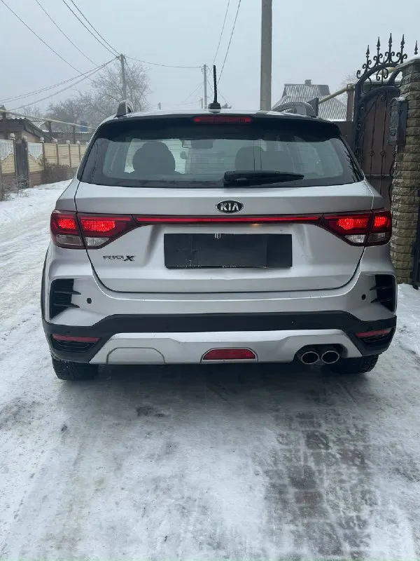 Kia rio x line ( kia рио) 2021г. (рестайлинг) 1.4 бензин, коробка автомат. 🛻🛻🛻 пробег 196т. км. (реальный)‼‼‼‼ учёт рф 🇷🇺 1 хозяин ‼‼‼‼ авто в отличном состоянии, без вложений. полный комплект документов. все стекла родные. хороша. .. >✅регулировка руля. ✅регулировка передних сидений по высоте ✅кожаный мультируль с подогревом ✅система крепления детских кресел isofix цена - 1млн 270тыс руб торг 💸💸💸💸💸 ☎☎☎ +7(949)4122575 (если нет связи пишите на телеграмм) авто находится в макеевке 📞 звоните: +7(949)4122575 - фотография - 5