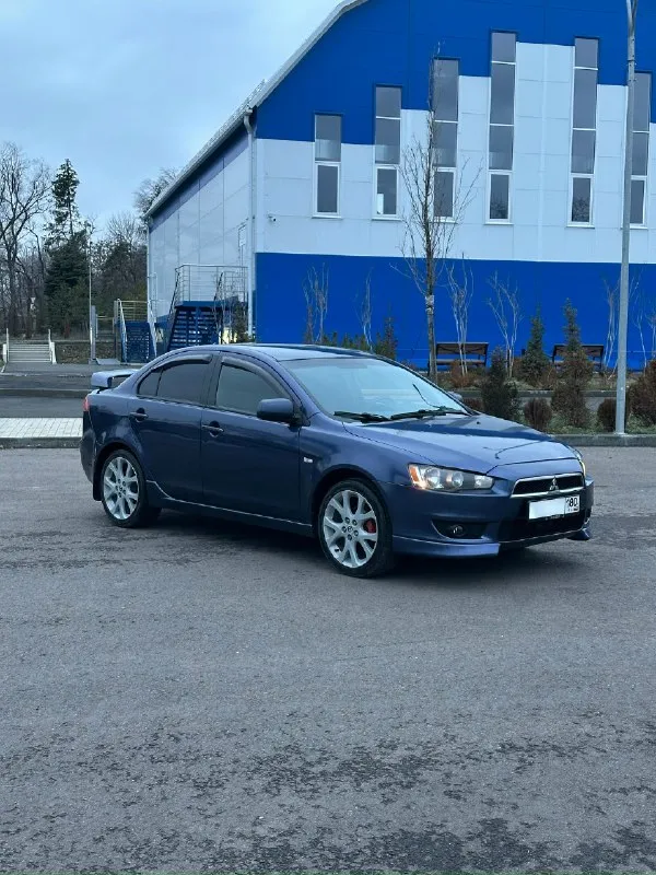 Продам: mitsubishi lancer x топливо: бензин / газ год выпуска: 2007 (японская сборка) тип кпп: автомат (не вариатор - как у 1.8л - 2.0л❗) ✅ пробег : 250.000 км - автомобиль в хорошем состоянии, надежный, экономичный, недорогой в обслуживании. гаражное хранение. масло, фильтра, свечи, антифриз, диски, колодки - заменены. ✅ кузов: варить и красить - не нужно. - двигатель 1.5л : цепной, работает отлично, масло не расходует❗ ✅ комплектация: - кондиционер (работает) - подогрев сидений. - сигнализация (star-line с автозапуском) - дорогая музыка. - мультимедиа: навигация, камера зад. вида, bluetooth, usb. - 2 комплекта ключей - 2 комплекта колес ✅ документы: - я собственник, продажа только с переоформлением в мрео❗ 📍осмотр в г. донецк, калининский р-н. цена: 749.999 руб - обмен не интересует, торг возможен у автомобиля. звоните: +7 (949) 086-28-34 📞 звоните: +7(949)0862834 - фотография - 3