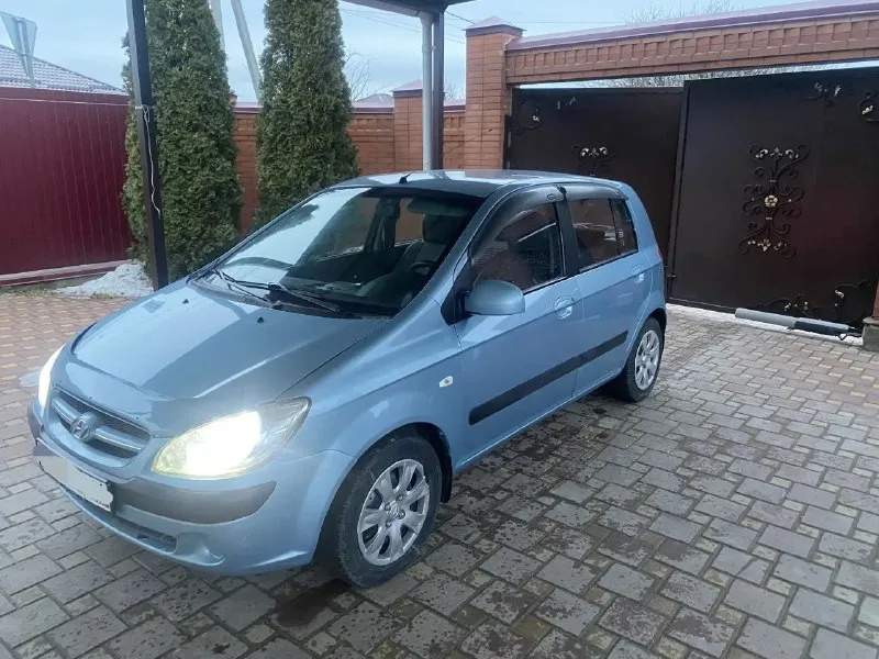 Автомобиль hyundai гетц 2007 г. в. 1.4.ат. обслужен. зимняя резина. летняя на легкосплавных дисках. автомобиль прошел полное то. кто хочет хороший гетц без вложений. совсем звоните. есть авс. гур. электростеклоподьемники. электрорегулировка зеркал. подогрев зеркал и заднего стекла. подогрев сидений. серворуль. бортовой компьютер. кондиционер. двигатель и коробка в превосходном состоянии. макеевка. тел 79493039475.79180313617.цена 580000т. руб. кто хочет обслуженную машину звоните. диагностическая карта в подарок 📲 tg: алексей 📞 звоните: +7(949)3039475 - фотография - 2