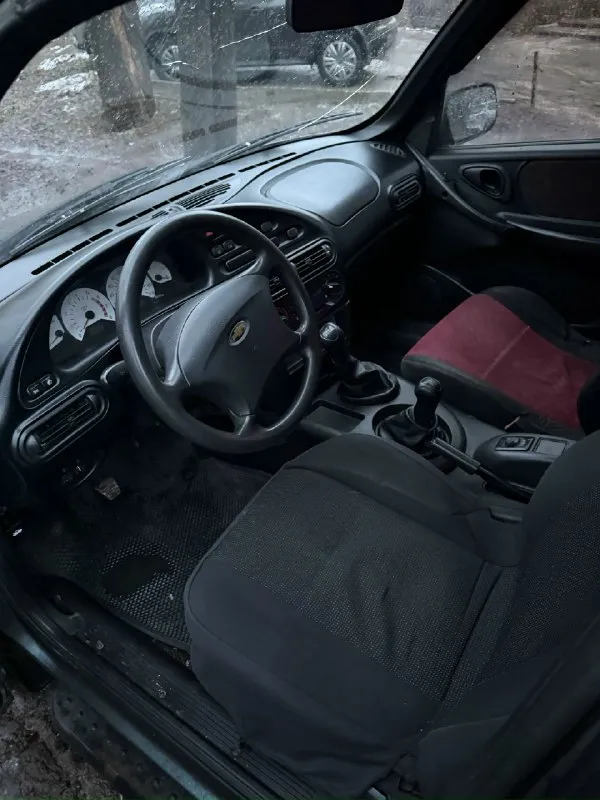 Продам ниву chevrolet машина 2006 года, рабочая лошадка, состояние на свой возраст, есть ржавчина на арках и гниль на порогах, пороги по-хорошему нужно заменить, некогда этим заниматься стоит новая спортивная резина, ходовка перебрана, едет бодро, не троит, не дымит двигатель 1,7 пробег 171.000 нет магнитофона, трещина на лобовом стекле, пассажирская дверь открывается изнутри (замок нужно заменить или отремонтировать), нужно заменить рычаг дворников (срабатывает задний постоянно) и заменить кнопку аварийки г. Донецк +79493525440 цена 300.000
📞 Звоните: +7(949)3525440 - фотография - 4