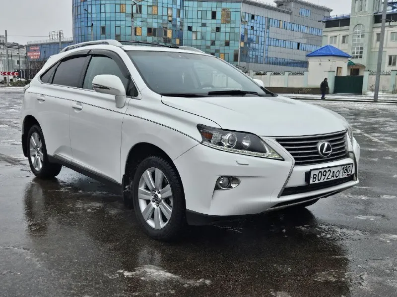 Lexus rx 270 2013г рестайлинг мотор 2,7 бензин 188л. с. 205т км авто в хорошем состоянии. по технике без вопросов, все работает как и должно. по кузову есть окрасы, на езду не влияют. каждый день на ходу, без замечаний. пробег родной. юридически без проблем. 1,7 млн руб 9495213411 - фотография - 3