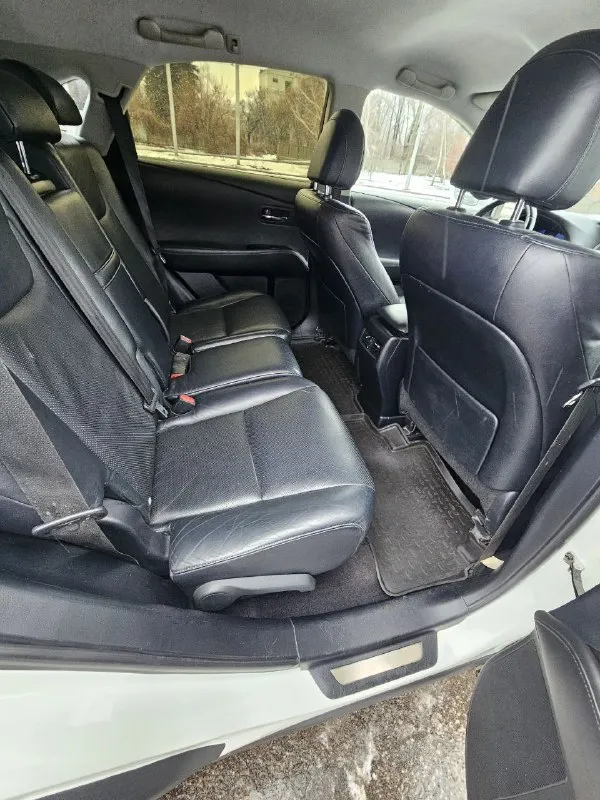 Lexus rx 270 2013г рестайлинг мотор 2,7 бензин 188л. с. 205т км авто в хорошем состоянии. по технике без вопросов, все работает как и должно. по кузову есть окрасы, на езду не влияют. каждый день на ходу, без замечаний. пробег родной. юридически без проблем. 1,7 млн руб 9495213411 - фотография - 8