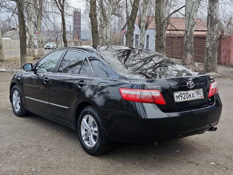 Продам toyota camry 40 2008г 2.4 автомат (aisin). родной пробег 192000км. один владелец! без дтп! полностью в родном окрасе! автомобиль обслужен и готов к любым проверкам. отличное состояние. два ключа, два комплекта колес. цена 1 100 000₽. тел. +79493054107 - фотография - 4