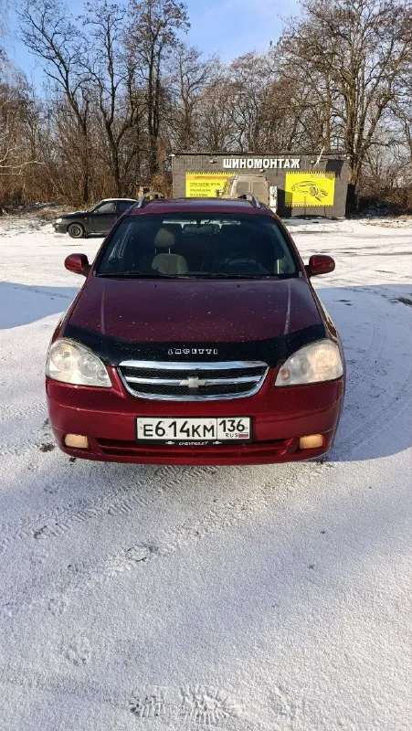 Chevrolet lacetti 1.6 mt, 2007, 216 000 км машина на полном ходу обслужена, масла свечи фильтра заменил есть чеки, два ключа книга + два комплекта калёс на дисках отдам хорошим людям, камера заднего вида сигнализация кондиционер все работает. цена 510 тысяч рублей +79495861645, +7949 3313074 город донецк. - фотография - 3