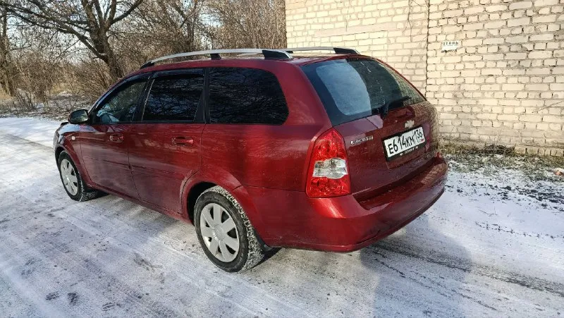 Chevrolet lacetti 1.6 mt, 2007, 216 000 км машина на полном ходу обслужена, масла свечи фильтра заменил есть чеки, два ключа книга + два комплекта калёс на дисках отдам хорошим людям, камера заднего вида сигнализация кондиционер все работает. цена 510 тысяч рублей +79495861645, +7949 3313074 город донецк. - фотография - 7